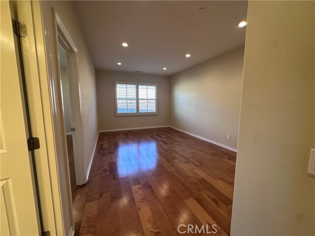 Building Photo - 74 Nassau