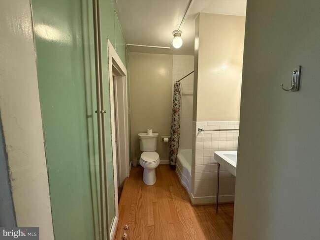 Building Photo - 185 Prince George St