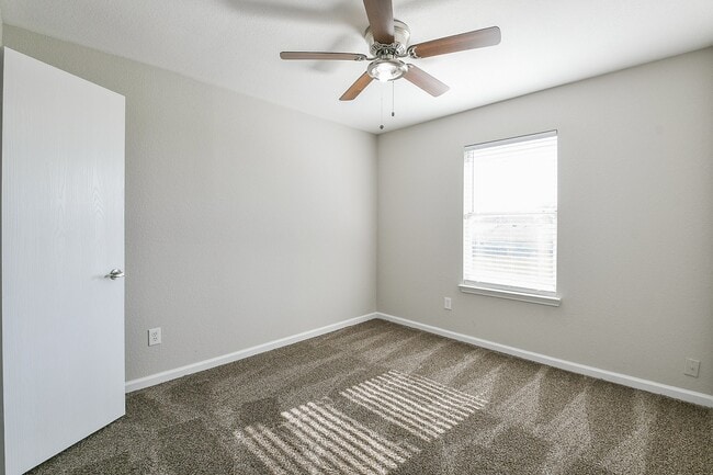 Building Photo - 20807 Lansing Ridge Ln