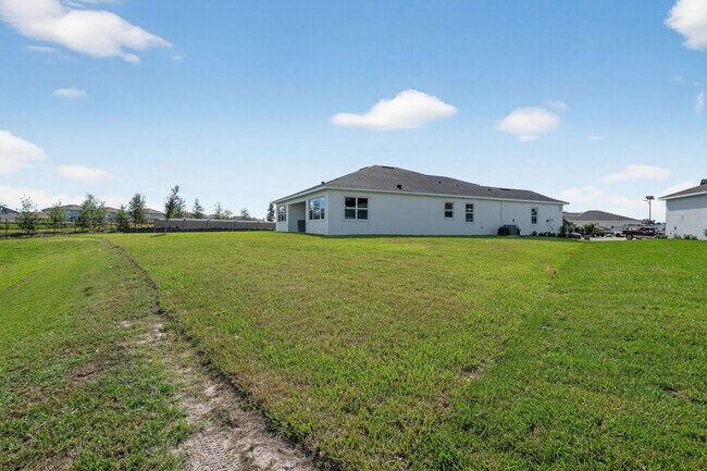 Building Photo - 8210 Golden Bch Ct