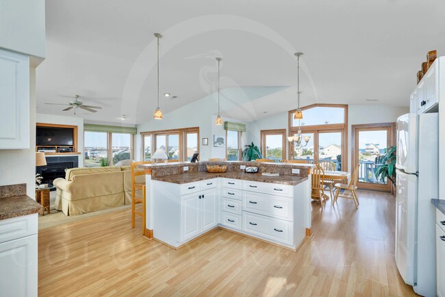 Building Photo - 8518 S Old Oregon Inlet Rd