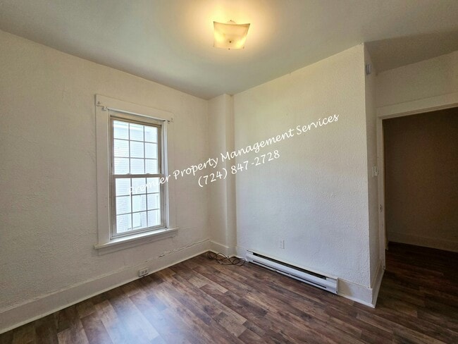 Building Photo - 179 N Elm St