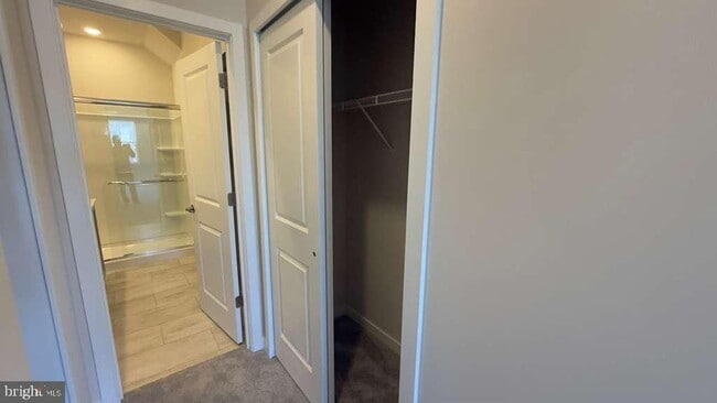 Building Photo - 1 Wafer Aly