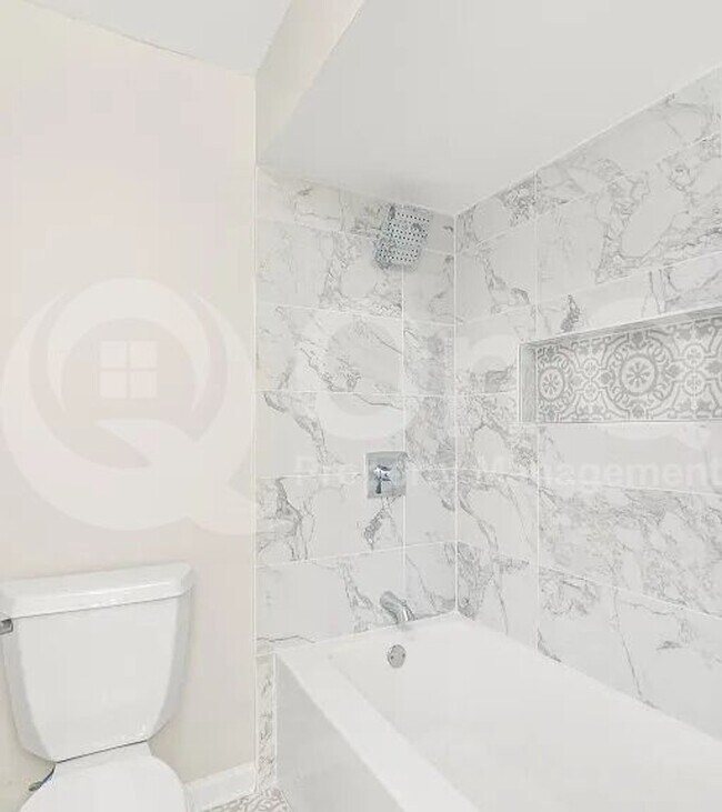 Building Photo - 306 Wildbriar Dr
