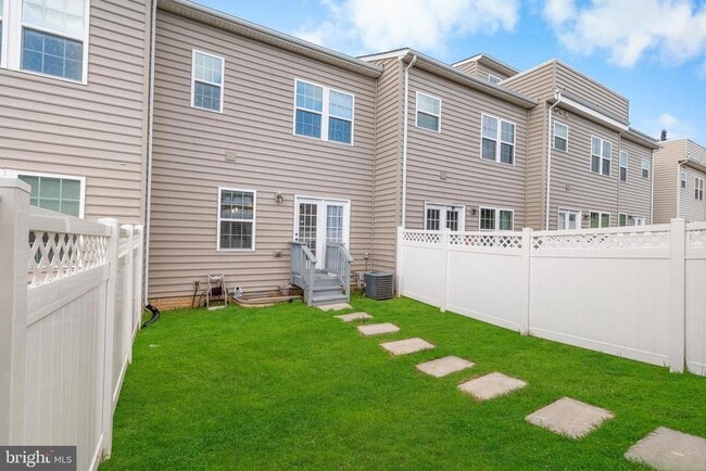 Building Photo - 4559 Tinder Box Cir