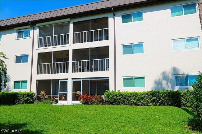 Building Photo - 1004 Manatee Rd