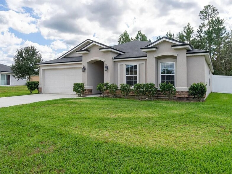 Building Photo - 15360 Spotted Stallion Trail