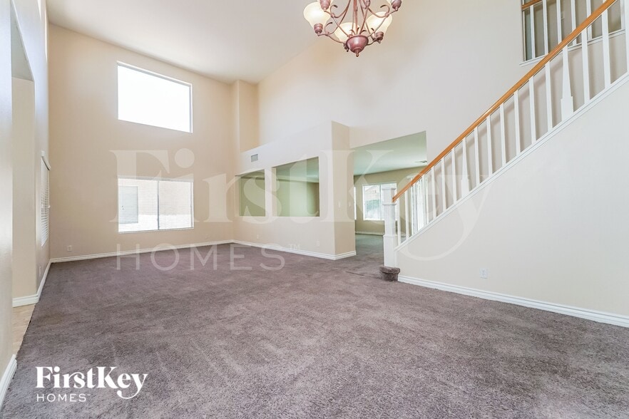 Building Photo - 6528 Feather Peak St