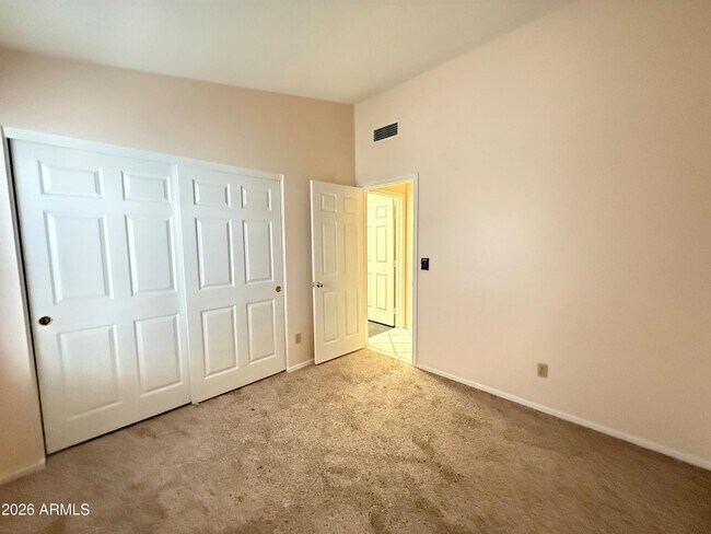 Building Photo - 15429 S 45th Pl