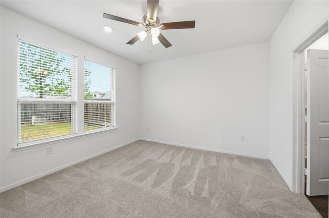 Building Photo - 16306 Fontana Ct