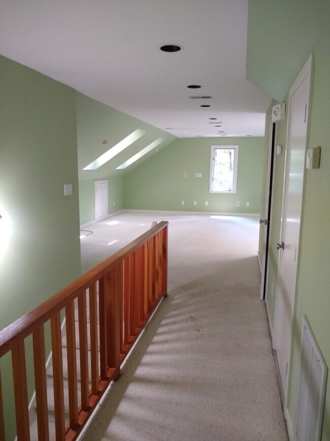 Building Photo - Chapel Hill / 4BR House in Historic Distri...