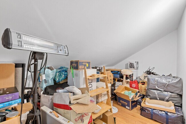 Building Photo - 94 Leonard St