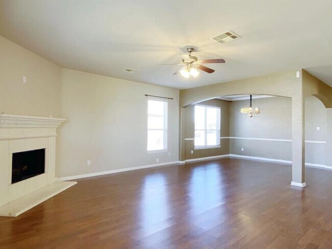 Building Photo - 8803 E Windhaven Terrace Trail