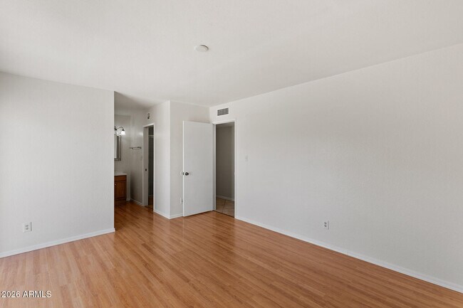 Building Photo - 4503 W Bryce Ln