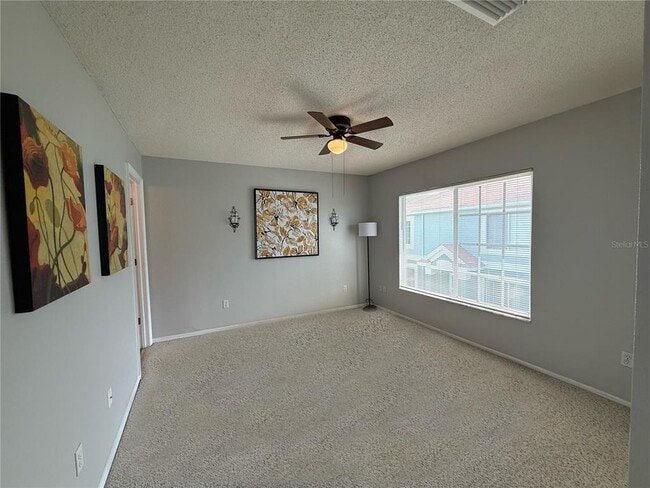Building Photo - 2037 Fluorshire Dr
