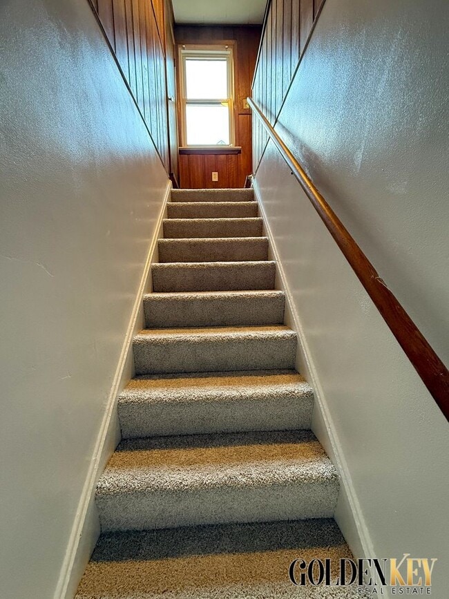 Building Photo - Charming 3 Bed 1 Bath on Detroit’s Eastside!