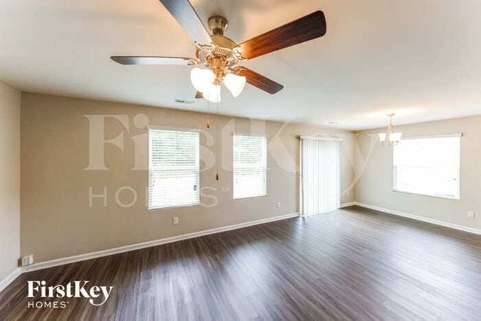 Building Photo - 11485 Cedar Glades Dr
