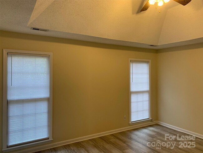 Building Photo - 4319 Wynborough Ln