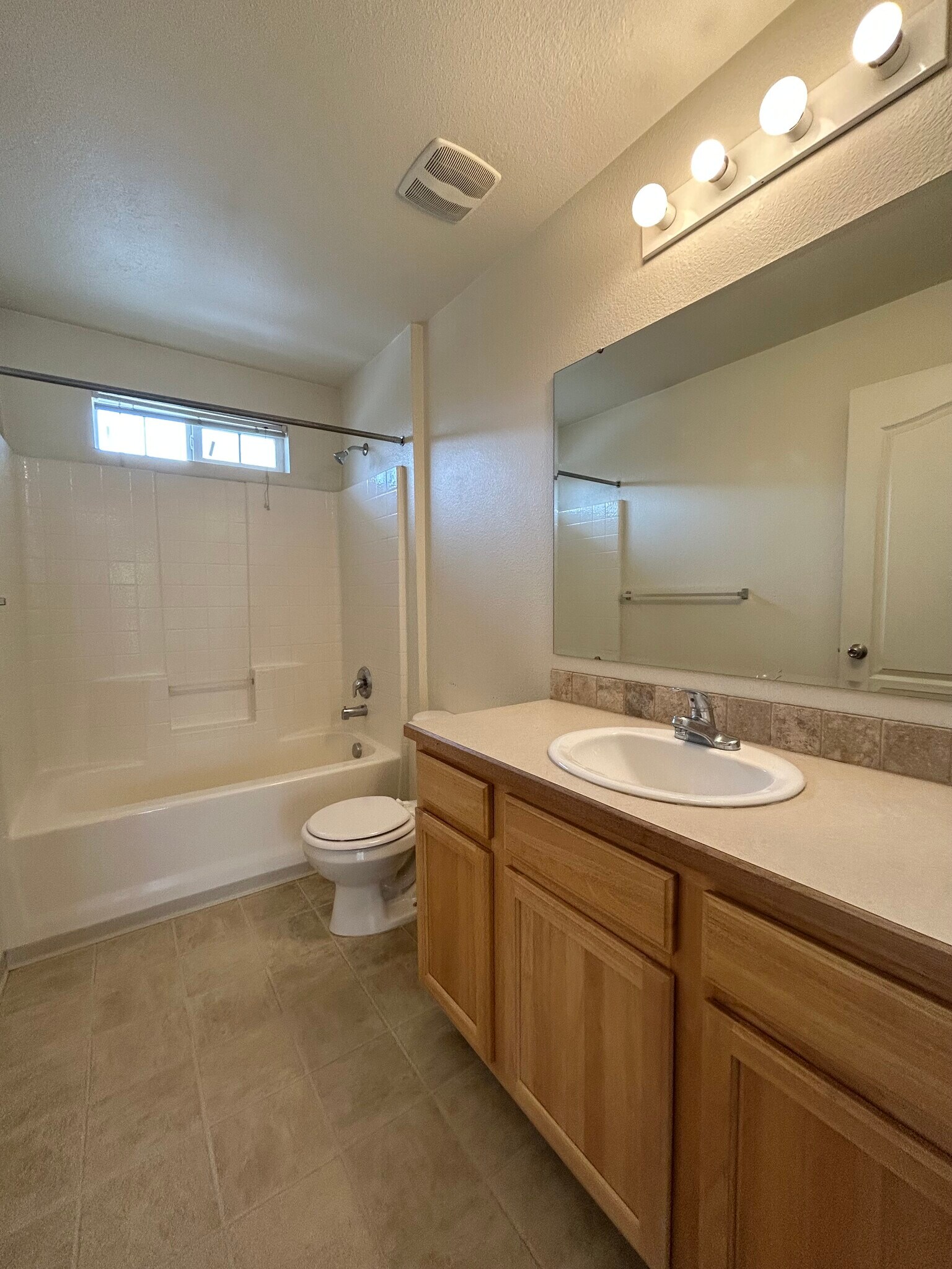 Building Photo - 11854 W Clover Field Ln