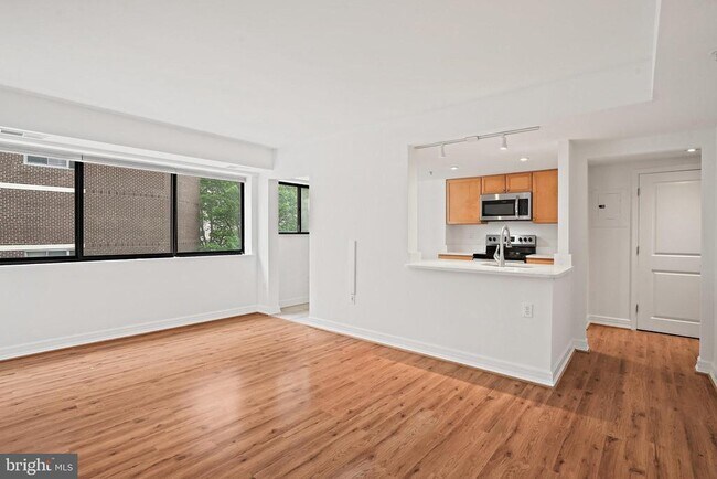 Building Photo - 1225 13th St NW