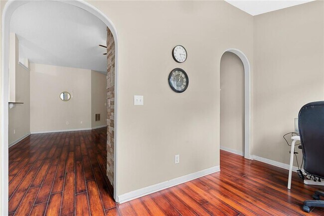Building Photo - 1755 Arborwood Dr