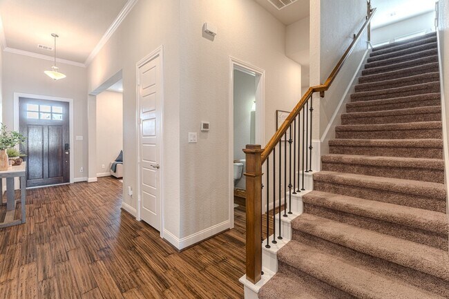 Building Photo - 25403 Angelwood Springs Ln