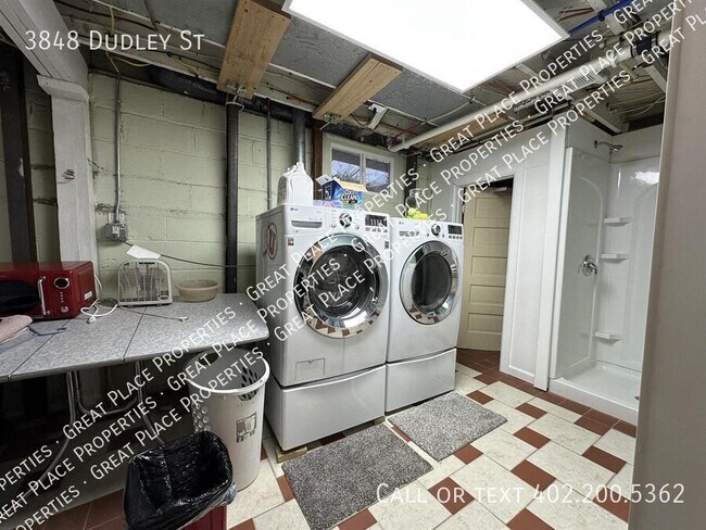 Building Photo - 3848 Dudley St