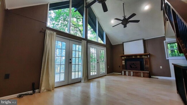 Building Photo - 461 Chipmunk Trail Ln