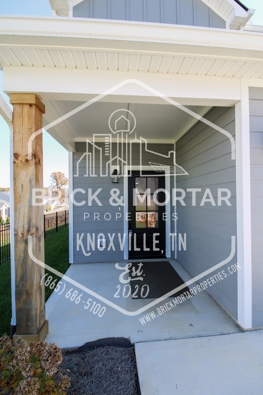 Building Photo - 1669 Spring Berry Ln