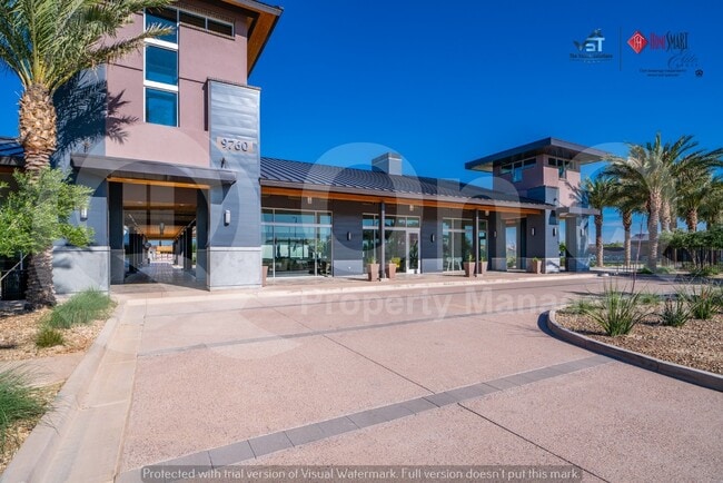 Building Photo - 10207 E Tillman Ave