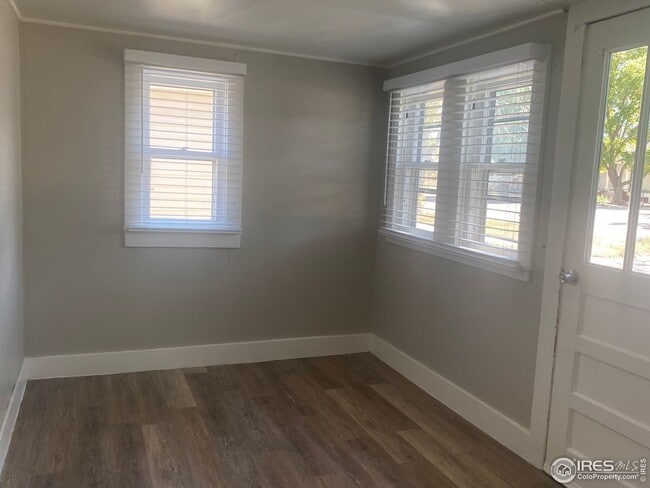 Building Photo - Cozy 1 bedroom - Available NOW!
