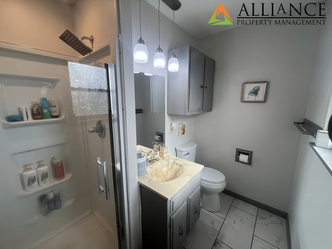 Building Photo - Beautiful Home with Easy Access to Ft. Riley!