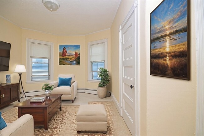 Primary Photo - 54 Forbes St