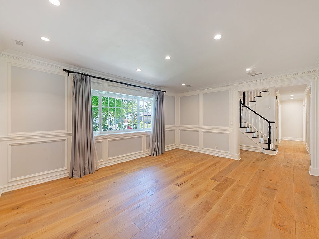 Building Photo - 5463 Katherine