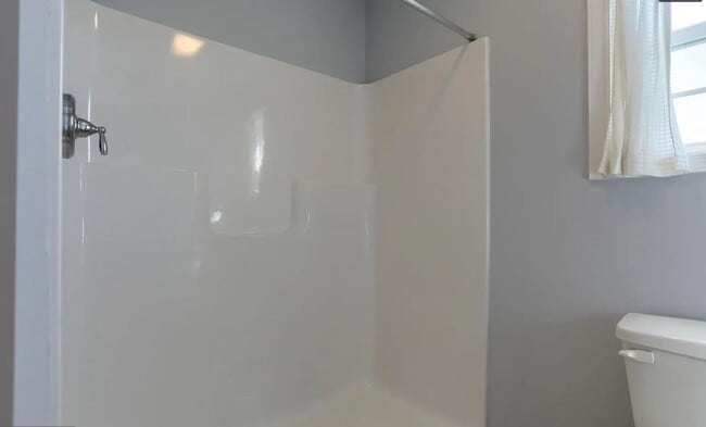 Building Photo - 2317 Bartlett Rd