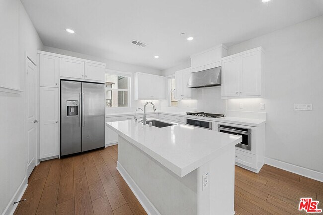 Building Photo - 2413 Little Rock Lane