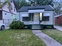 Building Photo - 18682 Bloom St