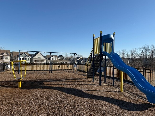 Building Photo - 1539 Barnett St