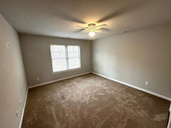 Building Photo - 200 Seasons Circle, Unit 604, Suffolk, Va,...