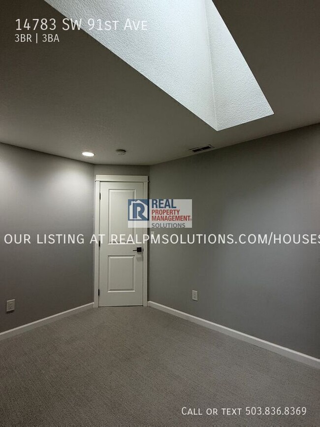 Building Photo - 14783 SW 91st Ave