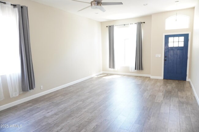 Building Photo - 254 N Stanley Pl