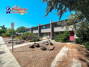 Building Photo - 1107 S Leadville Ave