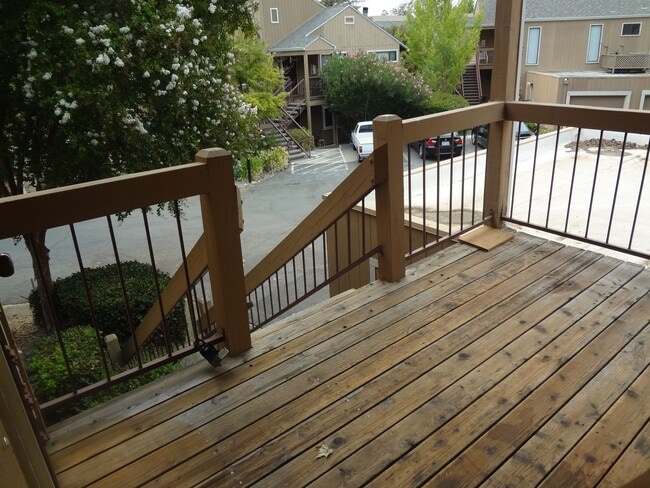 Building Photo - AVAILABLE NOW! Beautiful 2 Bedroom 2 Bath Condo in Citrus Heights!!!