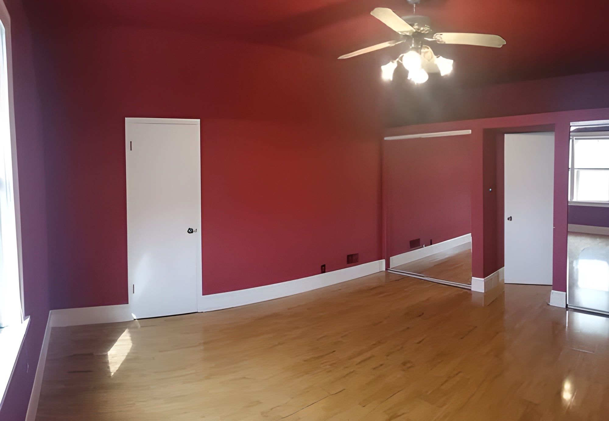 Building Photo - 707 E Brady St