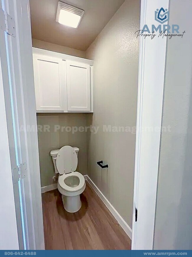 Building Photo - 7318 E County Rd 99