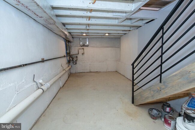 Building Photo - 1512 S Beulah St