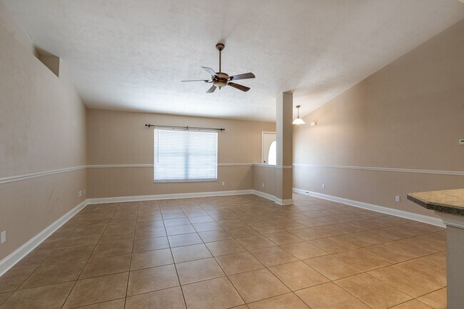 Building Photo - Charming 3BR/2BA Brick Home in the Heart of Newberry – Spacious, Stylish & Move-In Ready!