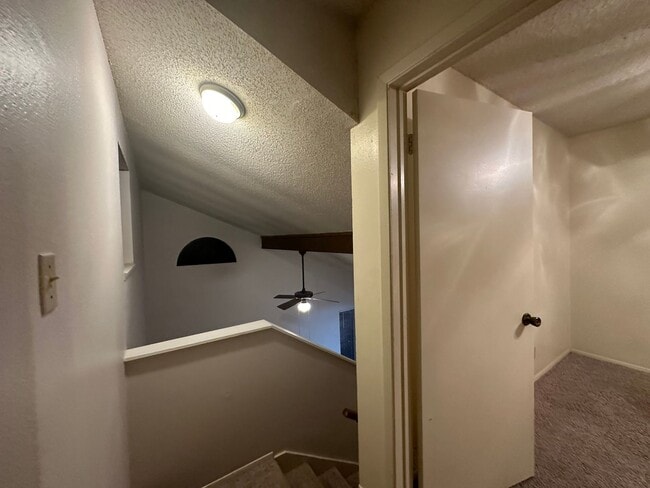 Building Photo - 8104 Hood Cir