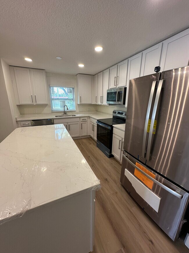 Building Photo - 3111 W Spruce St