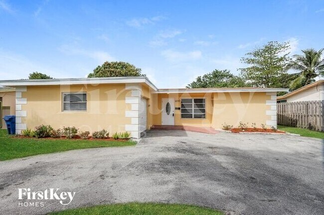Primary Photo - 6831 NW 25th Ct